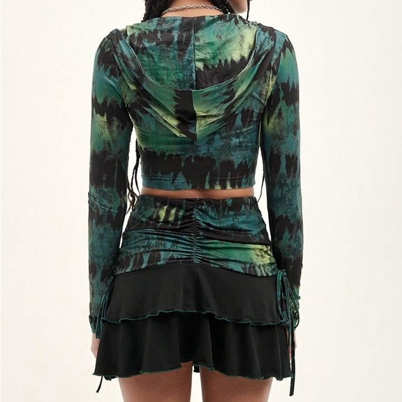 Tie Dye Ruched Crop Hoodie & Mini Skirt Set - Picture 3 of 8